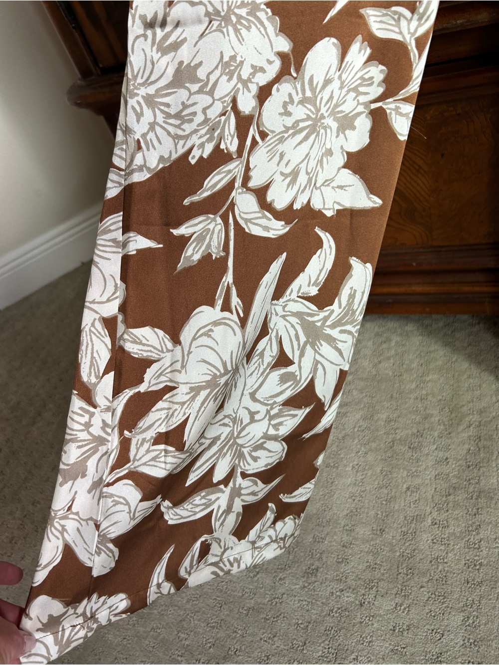 En Saison Wide-Leg Floral Print Pants in Brown and Cream - Picture 3 of 7